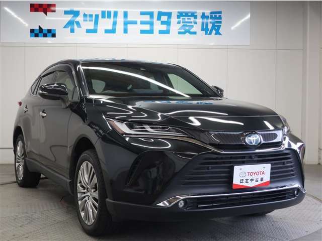 おひとり、恋人、ご友人、ご家族など、少人数でも大人数でもお出かけが楽しめます。この車で楽しいドライビングライフを送りましょう♪