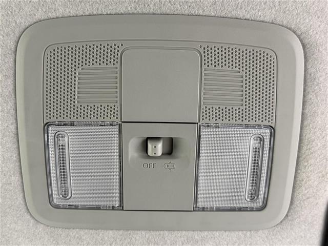 【天井】『天井』の画像になります。写真の内容に関してご不明点、ご質問等がございましたらお気軽にガリバー店舗までお問い合わせください。