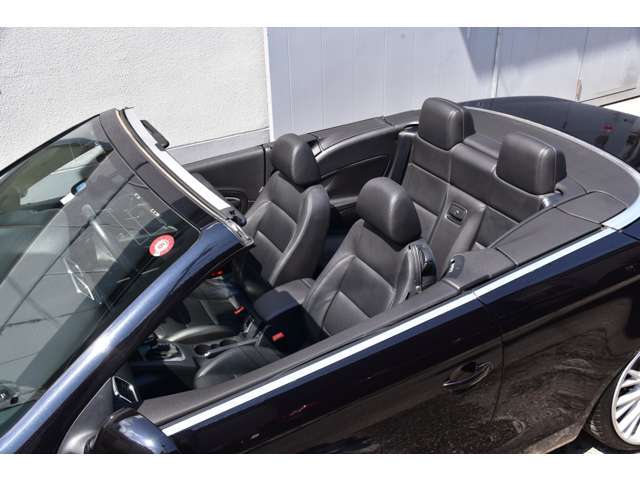 フォルクスワーゲン イオス 2.0T 2008年 4.3万キロ (大阪府