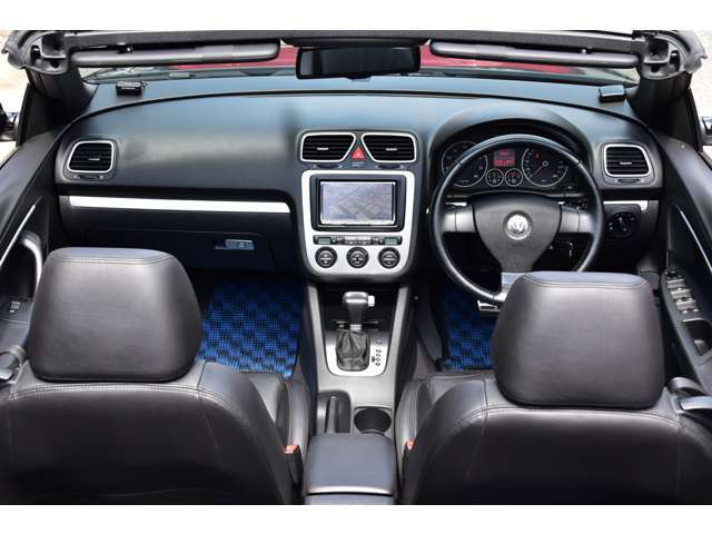 フォルクスワーゲン イオス 2.0T 2008年 4.3万キロ (大阪府