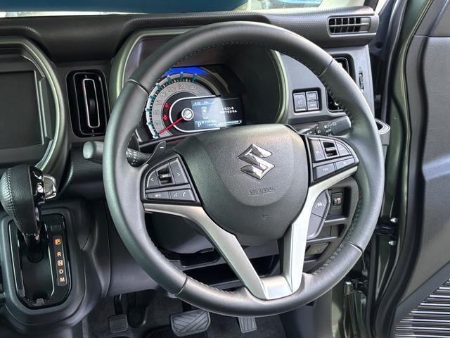 お買い得車から、人気の中古車。弊社総展示台数300台！豊富な在庫からお客様にぴったりの1台をお探しいたします。