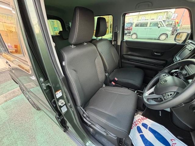 スズキ1級査定士が細かく車両をチェックして、傷や修復歴を確認しております。ご不明な点はお気軽にお問合せ下さい