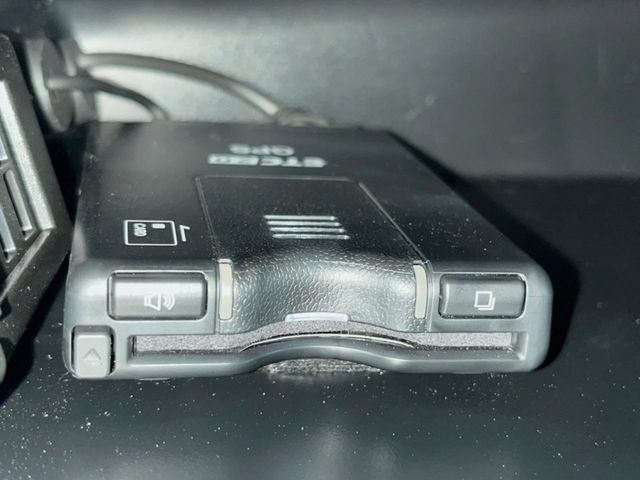 【ETC】高速道路の料金所をストレスなく通過！話題のスポットやサービスエリアに多い「スマートIC」利用時は必須のアイテムです。当店でセットアップを実施、ご納車当日からすぐにご利用いただけます！