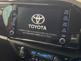 【8インチ　ディスプレイオーディオ】大画面のディスプレイはAppleCarPlayやAndroidAutoが利用可能。大きな画面でスマホナビアプリ等が利用いただけます♪