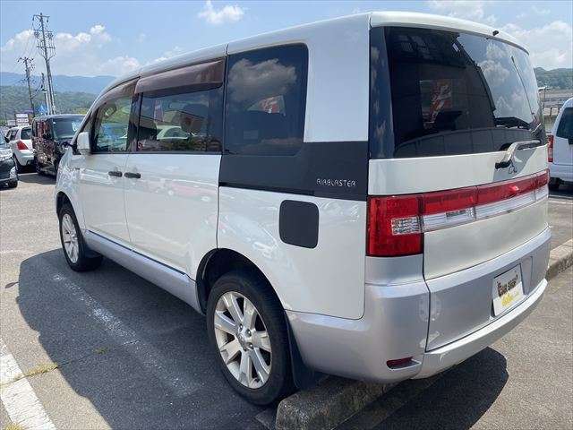 当店の整備工場は民間車検工場です。国家整備士が在籍していますのでご安心ください。☆店舗直通ダイヤルはこちら→　　0572-26-8707　携帯・PHSからもOK☆