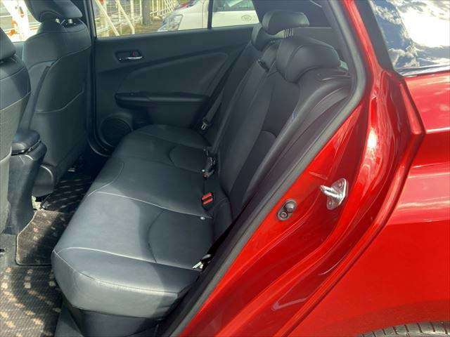 後部座席です。ゆったり座ることができます！！