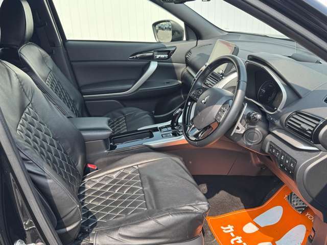 運転席シート廻りは使用感も少なく、良好な状態となっています。丁寧に使われていたことがよくわかります。