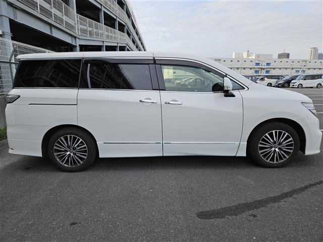 掲載箇所以外にご希望の写真がございましたら、メールでお送りさせていただきます。お車探しはガリバー11号丸亀店におまかせください！【無料通話】TEL：0120ー951ー329まで