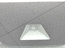 【ホンダセンシング】走行中に前方の車両等を認識し、衝突しそうな時は警報とブレーキで衝突回避と被害軽減をアシスト。より安全にドライブをお楽しみいただけます。