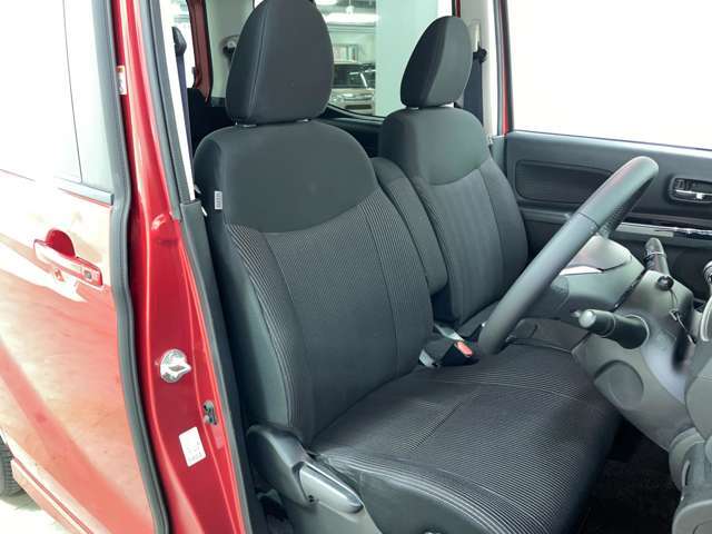 「運転席」シートなどの状態も良く、目立つような傷や汚れはありません！