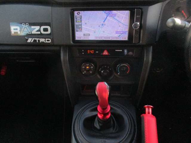 6速MT/VSCSPORT/純正SDナビフルセグ/Bカメラ/CD/DVD/CD録音/BT/キ-レス/イモビ/ナビ連動ETC/サイド＆カ-テンSRS/ドラレコ/オ-トライト/HIDライト/フォグ/純17AW/TRDフロントアンダ-スポイラ-/TRC/