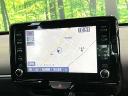 【ナビ機能付きディスプレイオーディオ】ナビ機能搭載の他、お持ちのスマートフォンと連携して、ナビやbluetoothでの音楽再生が可能です♪デザインはもちろん操作性も良好！