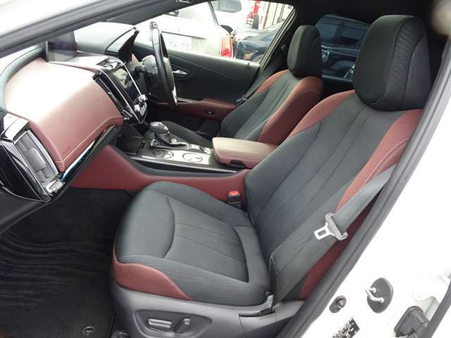 弊社では在庫車輌全車に支払総額を表示しております。また、お客様にとって必要のないオプションを強引に勧めたりすることはございませんので安心してご来店ください！