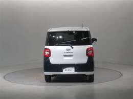 U-Carの販売だけでなく自動車保険、携帯電話の販売も行っております。