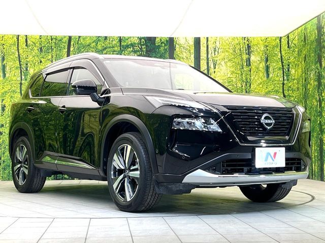大好評のボディコーティング「弾スプラッシュコート」もご納車までに施工可能。通常のガラスコートと異なる、耐久年数6年の無機質ガラスコーティングが、ボディをキレイな状態に保ってくれます。