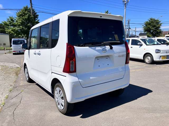 国交省の代わりに車検認定ができる「陸運局指定工場」の資格をもっており、熟練の整備士や国家資格を持った整備士が揃ってます！
