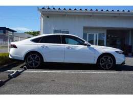 いつもドライバーを見守ってくれる目に見えないパートナー　ホンダセンシング。常に「単眼カメラ」と「ミリ波レーダー」で周囲の状況を認識しドライバーをサポート。運転がもっと安心にもっと快適になります。