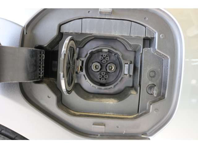 急速充電口