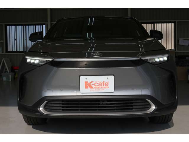 ecoカー　HYBRID専門店　k-cafe　とす店　新店舗営業中　人気のハイブリッド車・EV車や厳選中古車を各メーカー豊富に取り揃えております。