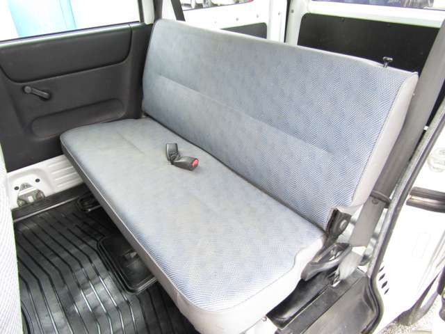 格安プランから自社保証プラン、3年長期保証プランなど保証内容も充実●当社スタッフがお客様に合った保証プランをご提供させて頂きます●ご遠方の方でもお近くの整備工場、ディーラーさんで保証を受けられます●