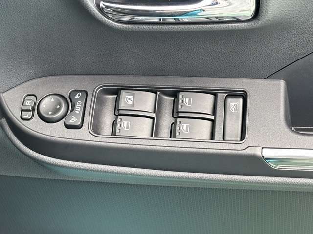 ★納車前に、当社の指定工場で納車前点検を行って納車しますので、安心してお乗りいただけます！もちろん、点検料は車両本体価格に含まれています！
