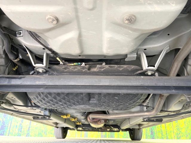 下回りがきれいなうちに、防錆加工の施工がオススメ。降雪地域はもちろん、沿岸部にお住いの方や、趣味でマリン・ウィンタースポーツをされる方にご好評いただいております。