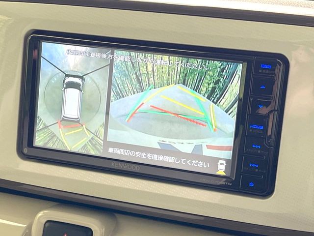 【パノラマモニター】専用のカメラにより、上から見下ろしたような視点で360度クルマの周囲を確認することができます☆死角部分も確認しやすく、狭い場所での切り返しや駐車もスムーズに行えます。