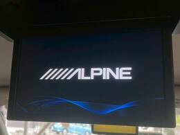 【フリップダウンモニター】家族や仲間とのドライブもこのモニターさえあれば長距離ドライブも盛り上がりますね。