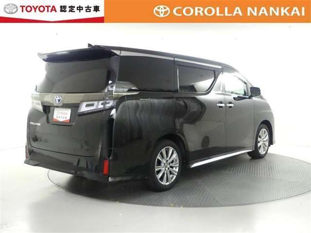 走りにこだわりながら収納力も持ち合わせたお車です。荷物を載せて軽快なドライブを楽しめますよ♪