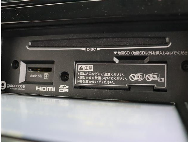 ご来店いただければ軽自動車からスポーツカー、1ボックスやセダンや輸入車などパソコンひとつで850台すべての在庫をご覧いただくことができます！