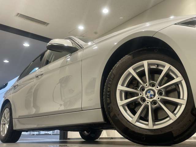 株式会社モトーレン東名横浜　BMW Premium Selection】　屋内展示場、キッズルームも完備しております！！是非、ご家族でお気軽にお越し下さいませ。