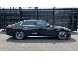 高度な教員訓練を受けた選任のサービススタッフが常に確かなメンテナンスを実施しています。