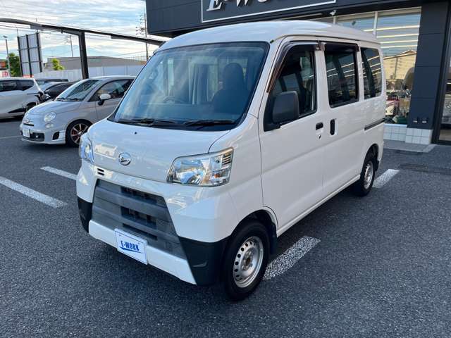 車検や整備でお車をお預かりさせて頂く際や、ご納車まで代わりのお車が必要な際には、無料で代車をお貸ししております！（要予約）　お気軽にお問い合わせください。