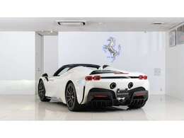 チタニウムエギゾーストパイプ。