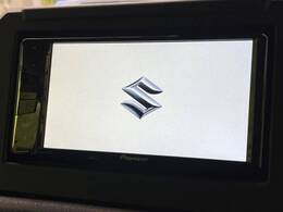 【純正ディスプレイオーディオ】お持ちのスマホやMP3プレイヤーとの無線接続で音楽再生が可能！コードで繋ぐわずらわしさも無く、手軽にお気に入りの音楽を楽しめます。