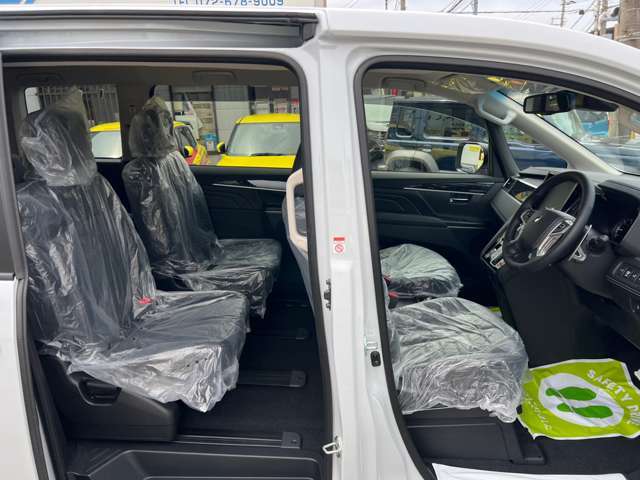 新車お好きな色オプション選べます正規新車販売店もちろん全国メーカー保証付お好きなナビメーカ直取引でお安く取り付け可能その他アルミ/リフトUP/カスタム対応可能です