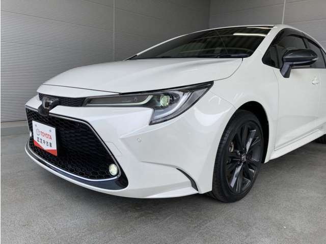 LEDヘッドランプです。十分な明るさを保ちつつも消費電力が少なく、バルブ寿命も長いのが特徴です。瞬時にMAXの光量を発揮するのもLEDならではです。