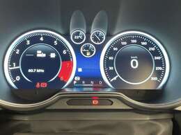 【五感で較べる】のコンセプトのもと、全車試乗（一部対象外）も可能となっております。お気軽にスタッフにお尋ね下さい！！