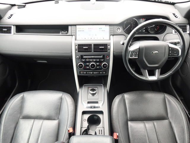 LAND　ROVERのSUV『DISCOVERY　SPORT』を認定中古車でご紹介！7人乗り、サイドステップ、衝突軽減システム、オートハイビーム、リアエンターテイメント、MERIDIAN