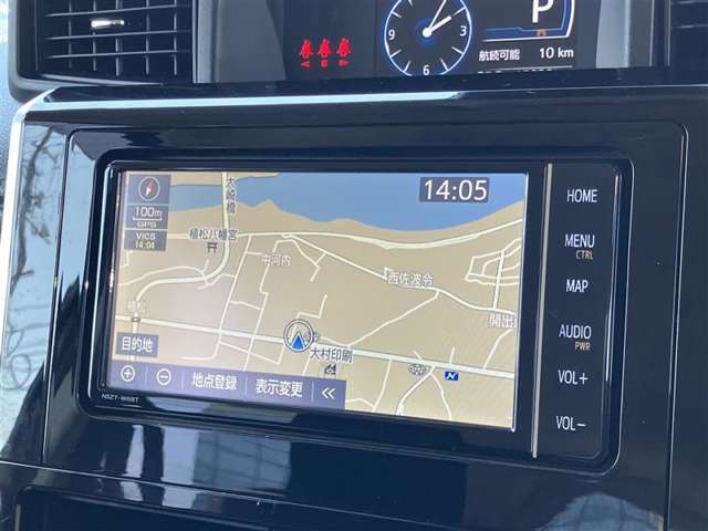 トヨタ純正SDナビゲーションです。ナビ付きでご納車後すぐにお出かけできますね。
