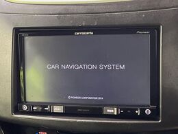 【ナビゲーション】使いやすいナビで目的地までしっかり案内してくれます。各種オーディオ再生機能も充実しており、お車の運転がさらに楽しくなります！！