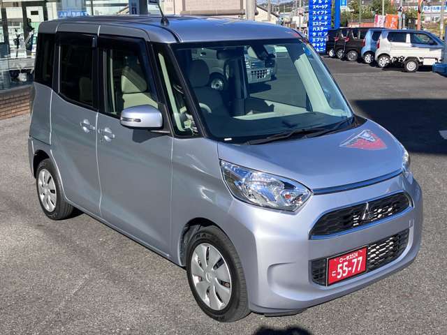 一部鈑金跡ございます。小傷、小凹みございますが、全体的にきれいな部類かと思います。是非現車のご確認を！