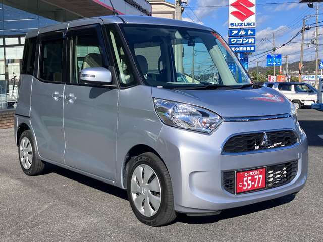 一部鈑金跡ございます。小傷、小凹みございますが、全体的にきれいな部類かと思います。是非現車のご確認を！