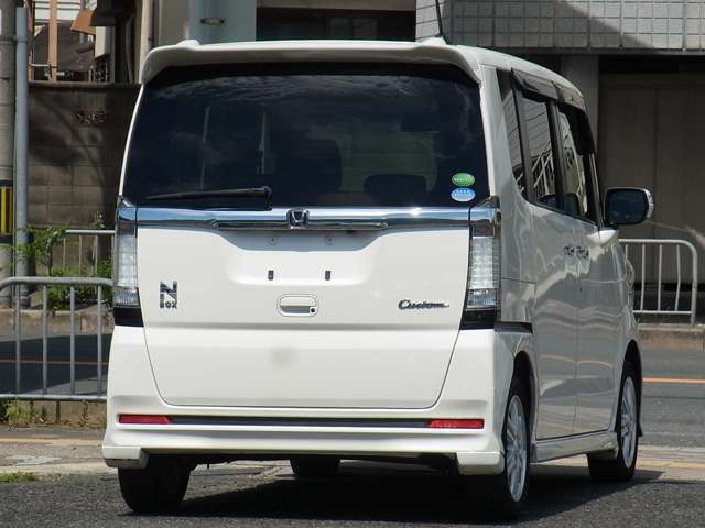電車でお越しの場合、最寄の駅は市営地下鉄東西線の小野駅です。　JR東海道線の山科駅（京都駅より1駅東）から市営地下鉄に乗り換えて頂くのがスムーズです。