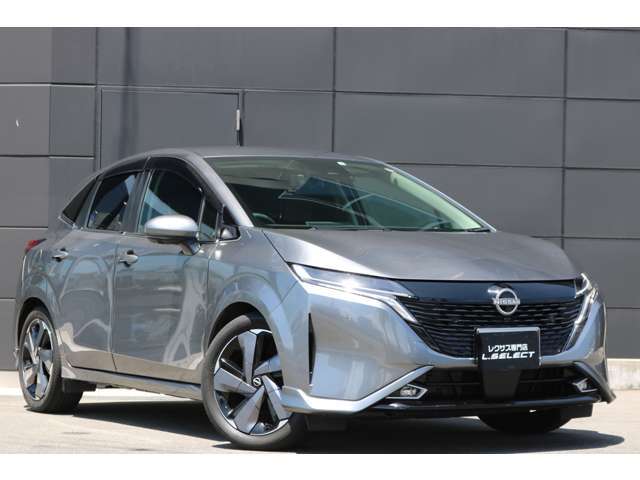 ◆禁煙車◆BOSEスピーカー◆デジミラ◆パノラマビュー◆置くだけ充電◆シートヒーター◆純正ナビ◆フルセグTV◆ETC2.0◆純正17インチAW◆クルコン◆プリクラ◆クリアランスソナー◆BSM◆LEDヘッドライト◆