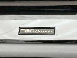 【TRDエアロ】人気のTRDエアロを装備！クルマの外観がよりスタイリッシュになり、街中で存在感あふれる1台に♪将来買い替える時にもリセールに影響しやすく、価値ある人気の装備です！