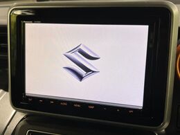 【純正8インチナビ】人気の純正ナビを装備。オーディオ機能も充実しており、Bluetooth接続すればお持ちのスマホやMP3プレイヤーの音楽を再生可能！毎日の運転がさらに楽しくなります！！