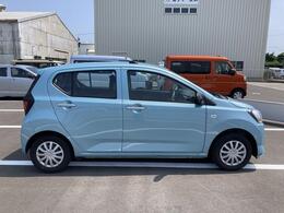 静岡ダイハツの中古車は、展示前に徹底した洗車や室内清掃を実施しております。