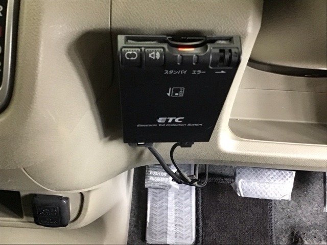 ETC付いてます。ETCが使用可能な道路通行料はキャッシュレスでスマートに走行できます。再セットアップして納車致します