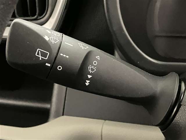 ★当店の営業時間はAM10:00～PM7:00まで【定休日：火曜日（祭日は除く）】ご不明な点がございましたらお気軽にお問合せください。【カーセンサー無料ダイヤル】0078-6003-269666まで♪